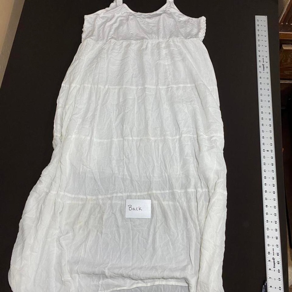 Avenue white long, sleeveless dress with crochet top women size18/20.SKU293